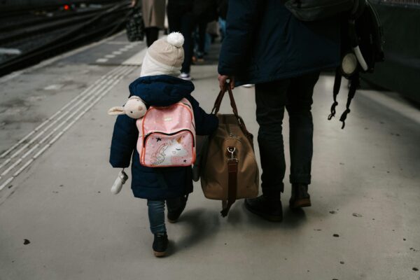 Kit-ul de urgenta pentru familii si cupluri: Ghid practic de impachetare si organizare